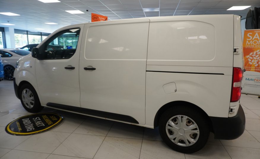 2019 TOYOTA PROACE 1.6D ACTIVE 6 DOOR — ONLY 45K — NO VAT — (NO VRT IF TAKING IT SOUTHERN IRELAND)