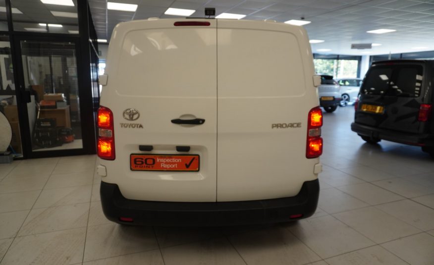 2019 TOYOTA PROACE 1.6D ACTIVE 6 DOOR — ONLY 45K — NO VAT — (NO VRT IF TAKING IT SOUTHERN IRELAND)