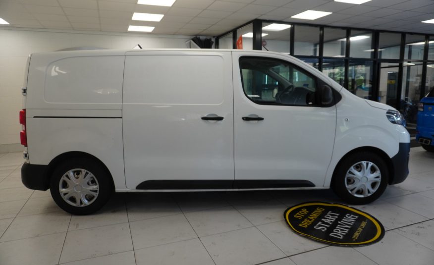 2019 TOYOTA PROACE 1.6D ACTIVE 6 DOOR — ONLY 45K — NO VAT — (NO VRT IF TAKING IT SOUTHERN IRELAND)