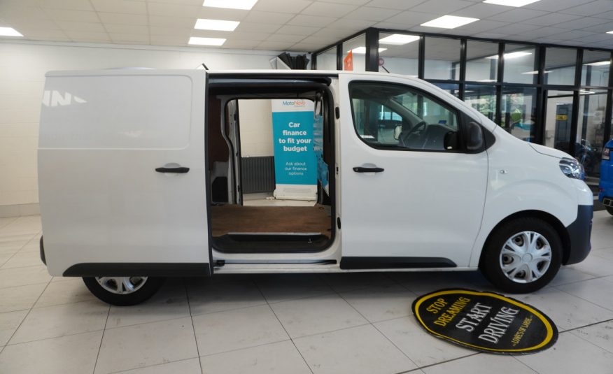2019 TOYOTA PROACE 1.6D ACTIVE 6 DOOR — ONLY 45K — NO VAT — (NO VRT IF TAKING IT SOUTHERN IRELAND)