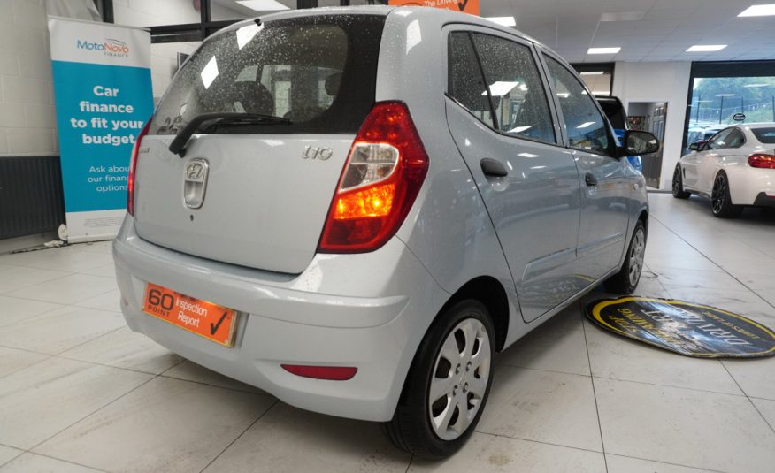 2013 (AUG) HYUNDAI i10 1.2 CLASSIC 5 DOOR with ONLY 69K — GREAT FIRST CAR LOW INSURANCE — ONLY £20 TAX