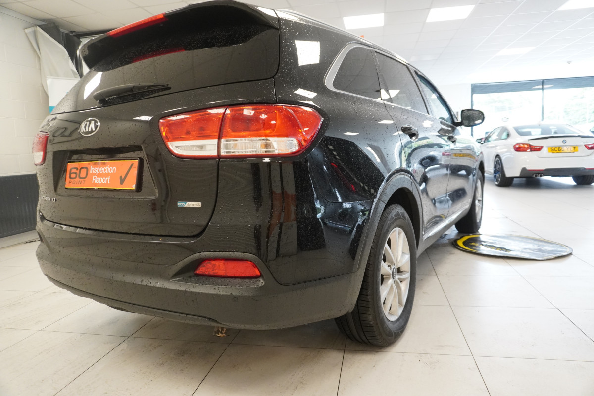 2016 (AUG) KIA SORENTO 2.2 CRDi KX-1 (4 WHEEL DRIVE) — 7 SEATER — ONLY 59,000 MILES