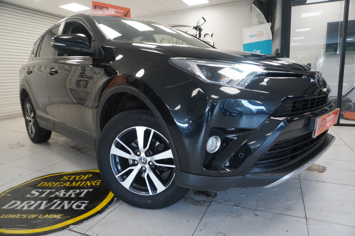 2017 TOYOTA RAV4 2.0 D-4D BUSINESS EDITION TSS NAV with SAT NAV, REAR CAMERA, FSH (6 STAMPS)