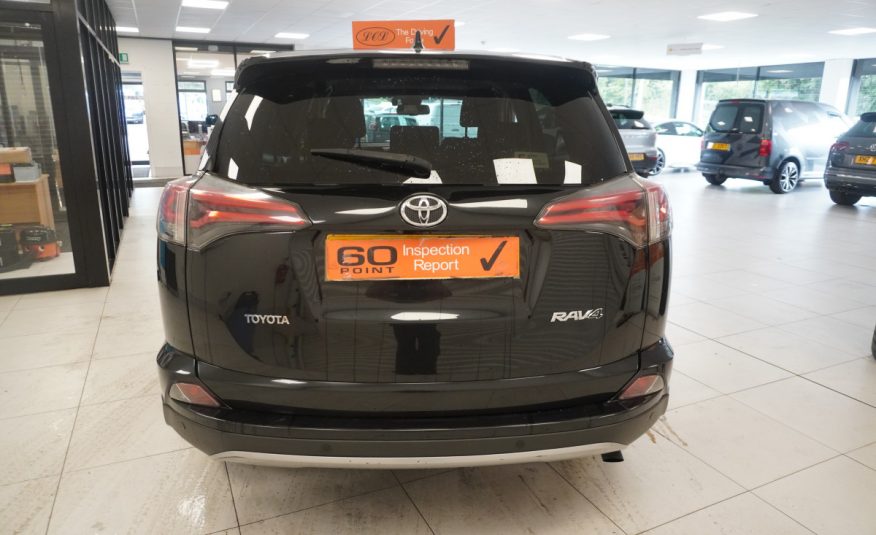 2017 TOYOTA RAV4 2.0 D-4D BUSINESS EDITION TSS NAV with SAT NAV, REAR CAMERA, FSH (6 STAMPS)