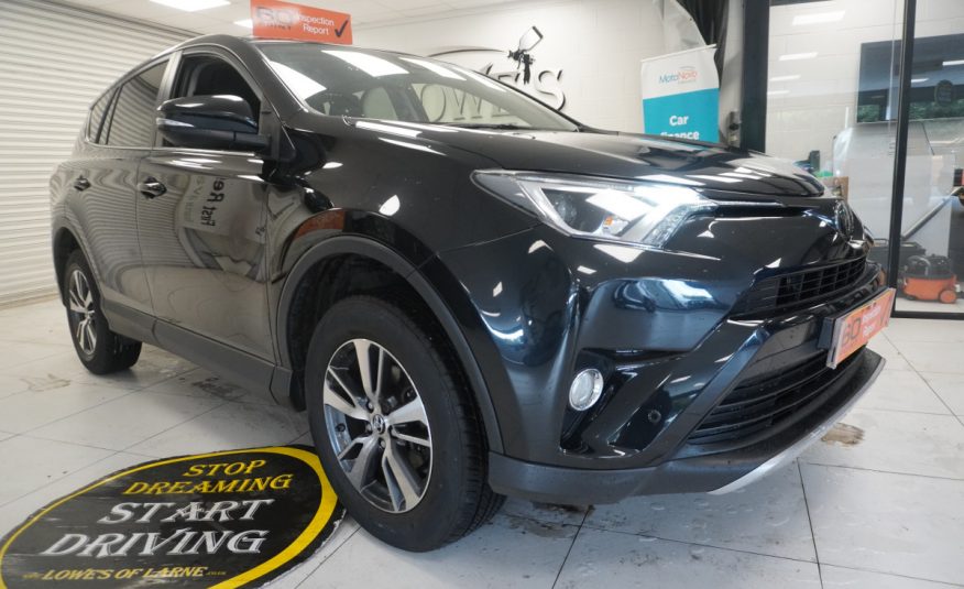2017 TOYOTA RAV4 2.0 D-4D BUSINESS EDITION TSS NAV with SAT NAV, REAR CAMERA, FSH (6 STAMPS)