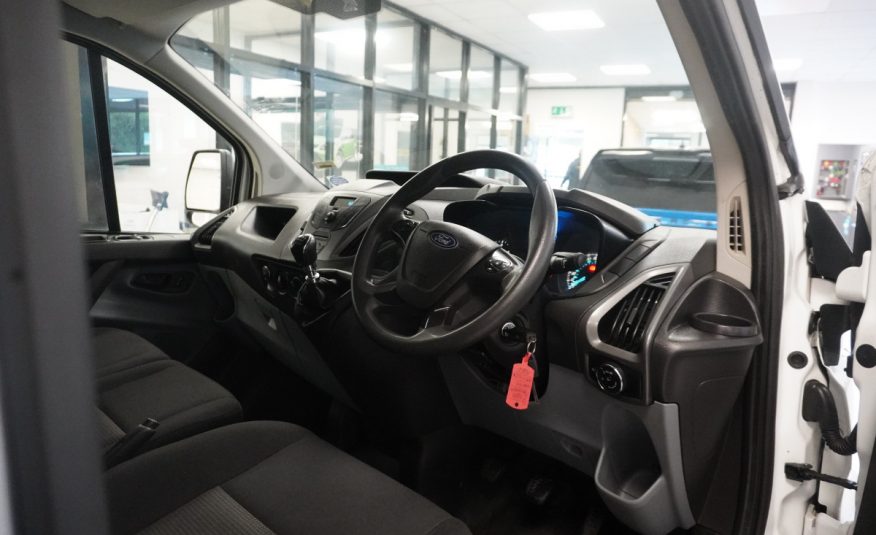 2017 (SEPT) FORD TRANSIT CUSTOM 2.0 TDCi EcoBlue 130PS — NO VAT