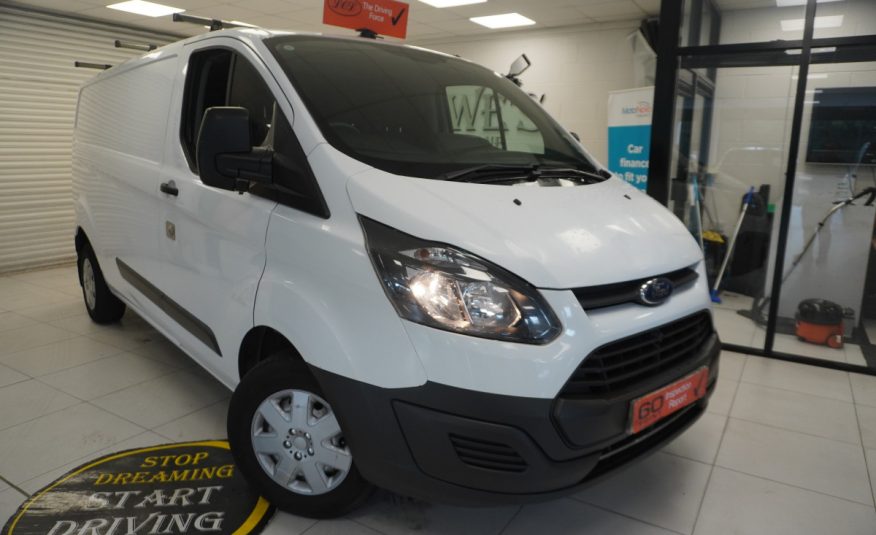 2017 (SEPT) FORD TRANSIT CUSTOM 2.0 TDCi EcoBlue 130PS — NO VAT