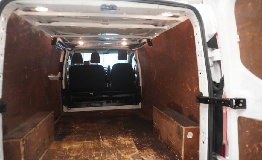2017 (SEPT) FORD TRANSIT CUSTOM 2.0 TDCi EcoBlue 130PS — NO VAT