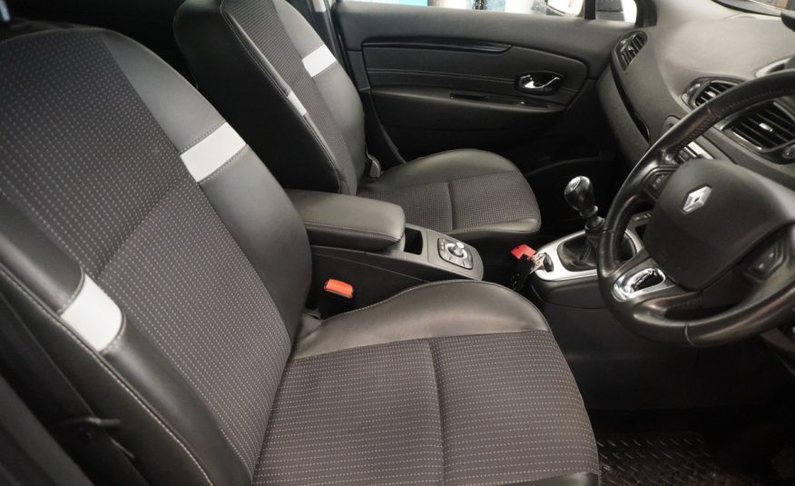 2016 RENAULT SCENIC 1.5 DCI DYNAMIQUE S NAV with ONLY 54,000 MILES — LEATHER & NAV — £20 ROAD TAX