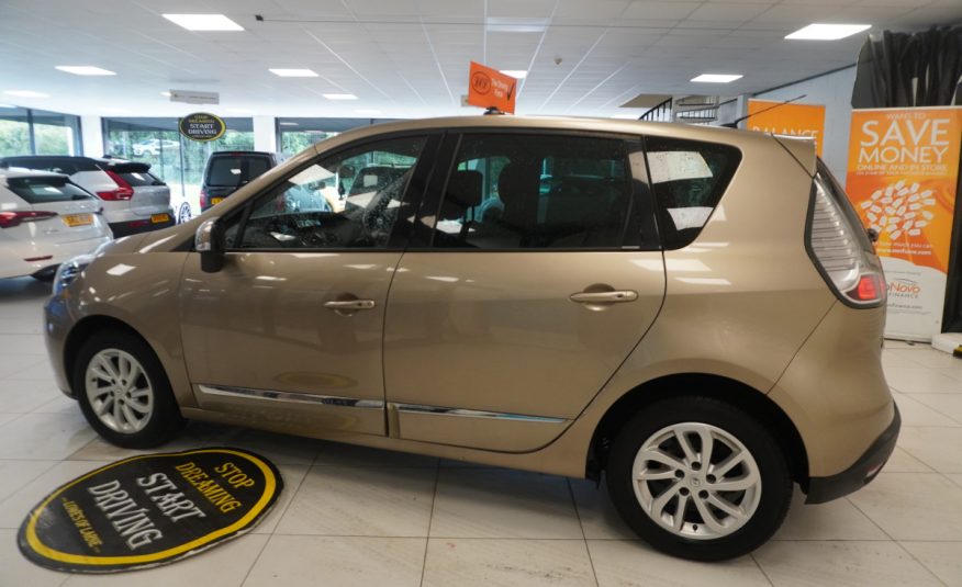 2016 RENAULT SCENIC 1.5 DCI DYNAMIQUE S NAV with ONLY 54,000 MILES — LEATHER & NAV — £20 ROAD TAX