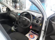 2013 (AUG) HYUNDAI i10 1.2 CLASSIC 5 DOOR with ONLY 69K — GREAT FIRST CAR LOW INSURANCE — ONLY £20 TAX