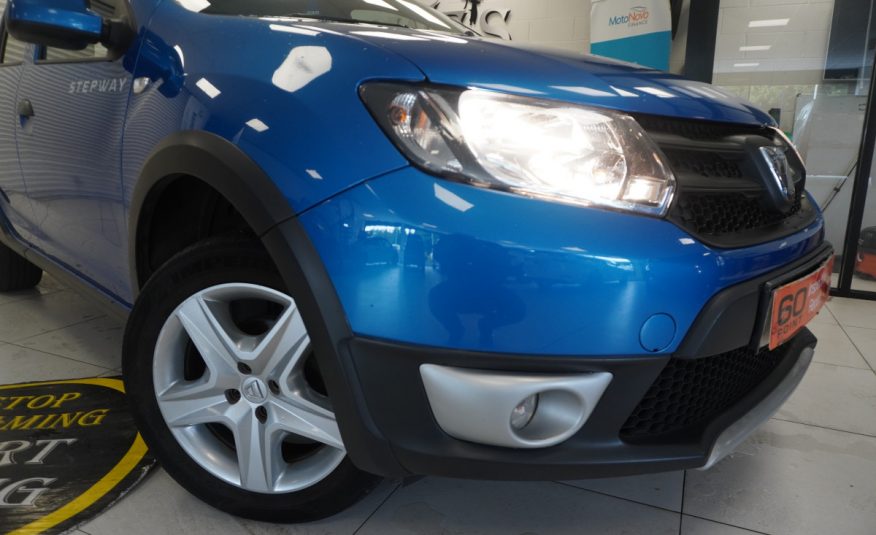 2015 SANDERO STEPWAY 0.9 TCe AMBIANCE with ONLY 84,000 MILES