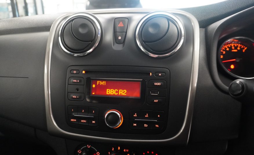 2015 SANDERO STEPWAY 0.9 TCe AMBIANCE with ONLY 84,000 MILES