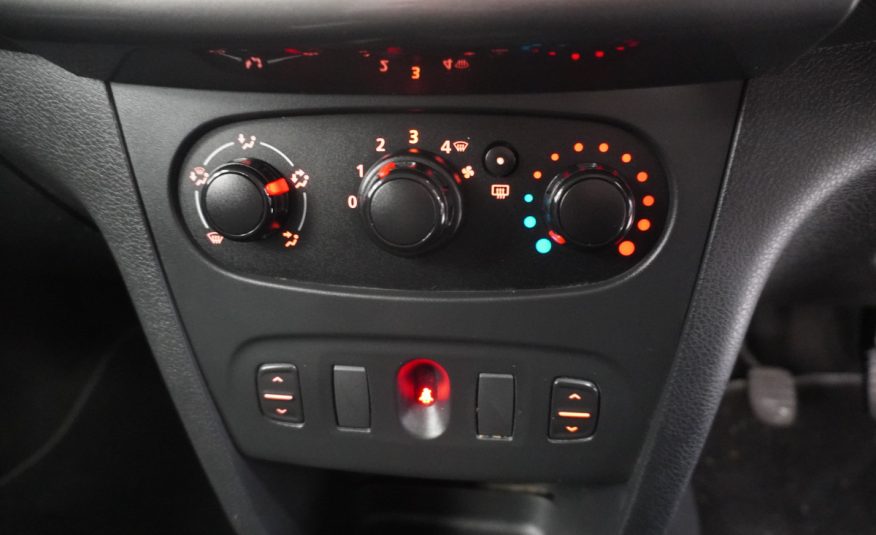 2015 SANDERO STEPWAY 0.9 TCe AMBIANCE with ONLY 84,000 MILES