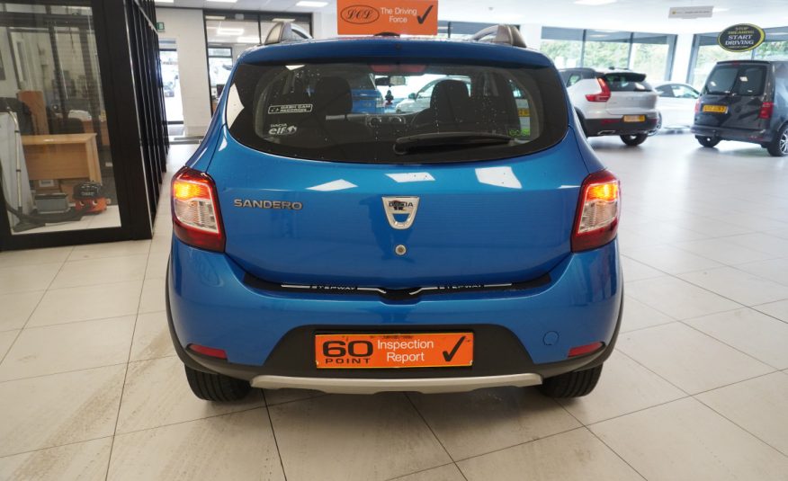 2015 SANDERO STEPWAY 0.9 TCe AMBIANCE with ONLY 84,000 MILES