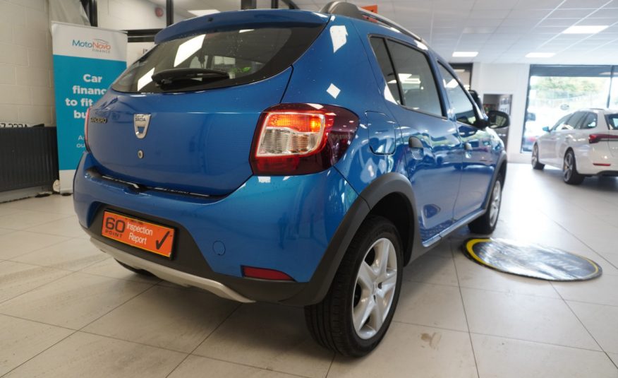 2015 SANDERO STEPWAY 0.9 TCe AMBIANCE with ONLY 84,000 MILES