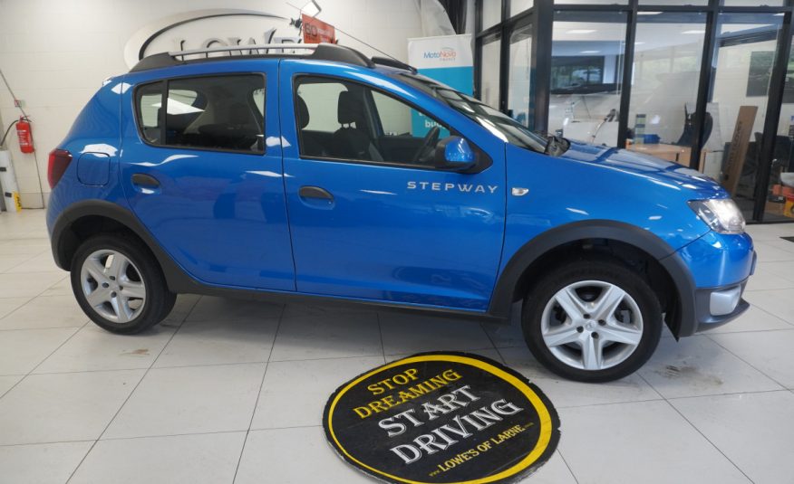 2015 SANDERO STEPWAY 0.9 TCe AMBIANCE with ONLY 84,000 MILES