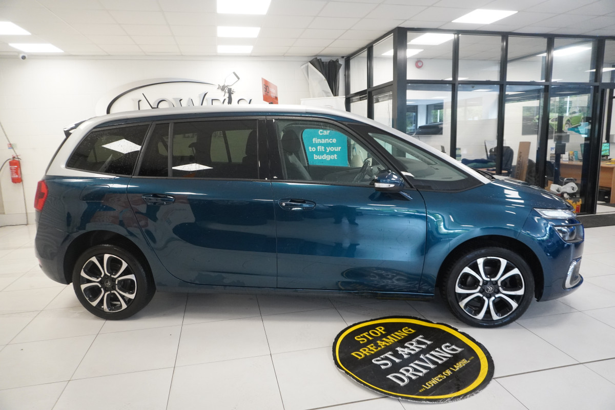 2020 CITROEN GRAND C4 SPACE TOURER 1.5 BlueHDi FEEL PLUS –AUTOMATIC — BLACK LEATHER — 7 SEATER