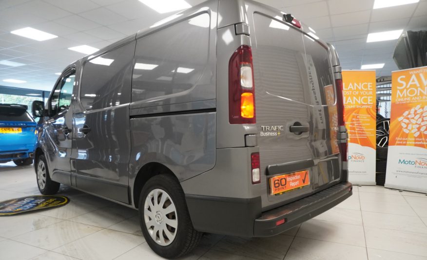 2019 RENAULT TRAFIC 1.6 DCi SL27 BUSINESS EDITION PLUS — ONLY 77K — STUNNING CONDITION — NO VAT