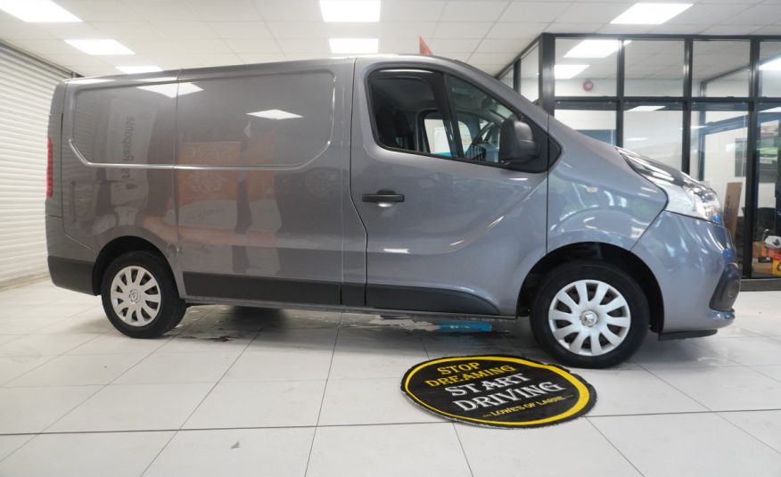 2019 RENAULT TRAFIC 1.6 DCi SL27 BUSINESS EDITION PLUS — ONLY 77K — STUNNING CONDITION — NO VAT