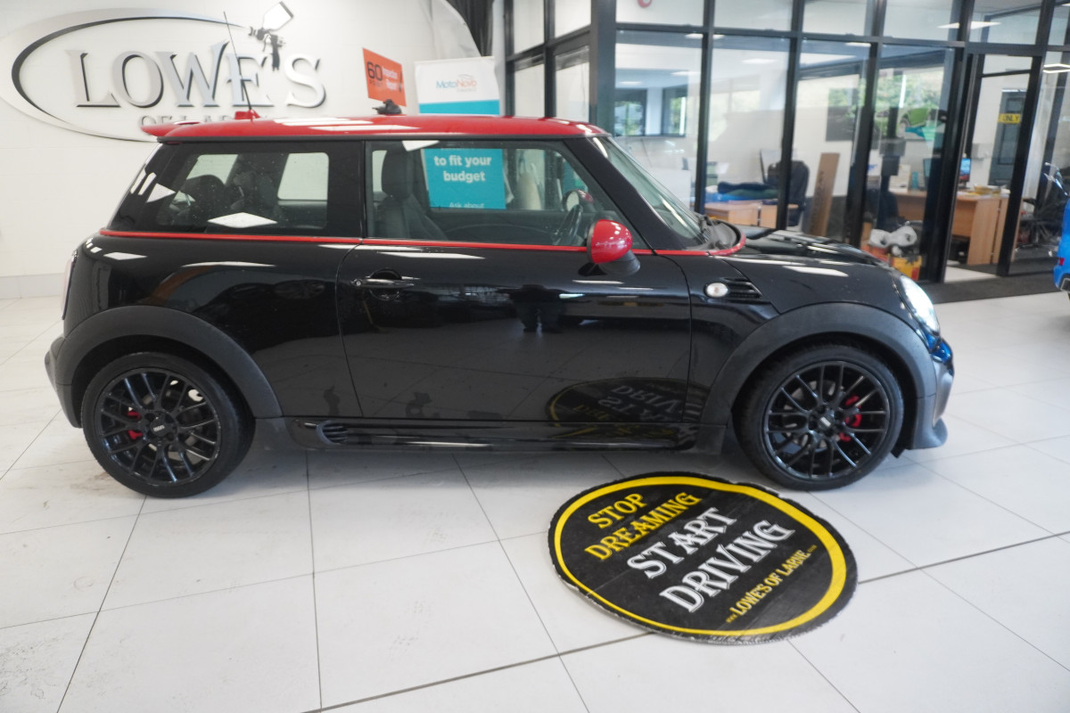 2012 (DEC) MINI COOPER S DIESEL — FULL JOHN COOPER WORKS BODY KIT — ONLY £35 TAX