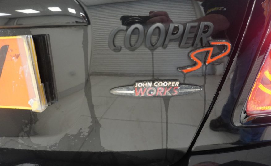 2012 (DEC) MINI COOPER S DIESEL — FULL JOHN COOPER WORKS BODY KIT — ONLY £35 TAX