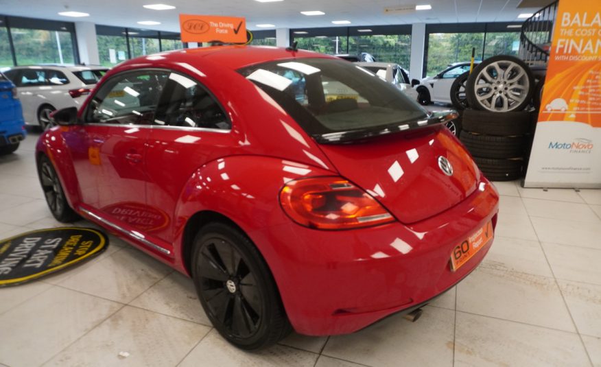 2015 (JULY) VW BEETLE 2.0 TDi BMT DESIGN ONLY 75K — STUNNING CAR