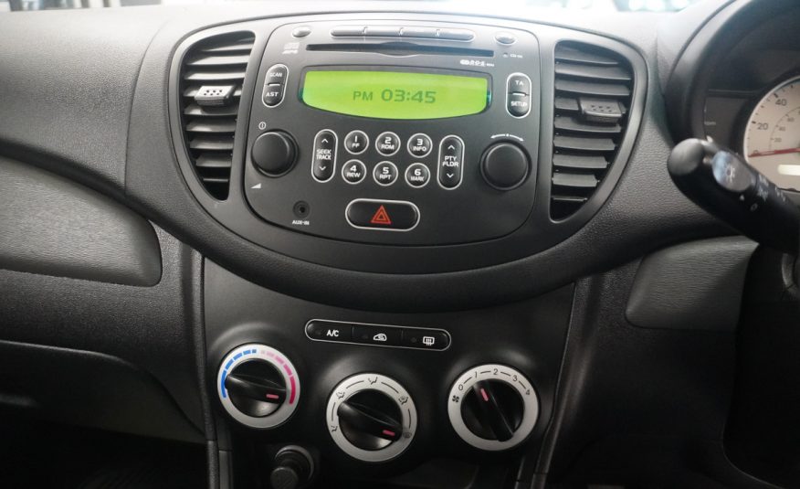2010 (MAR) HYUNDAI i10 1.2 CLASSIC 5 DOOR with ONLY 49K — GREAT FIRST CAR LOW INSURANCE — ONLY £35 TAX