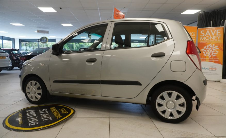 2010 (MAR) HYUNDAI i10 1.2 CLASSIC 5 DOOR with ONLY 49K — GREAT FIRST CAR LOW INSURANCE — ONLY £35 TAX