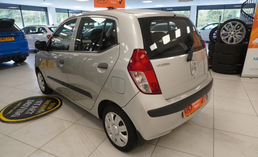 2010 (MAR) HYUNDAI i10 1.2 CLASSIC 5 DOOR with ONLY 49K — GREAT FIRST CAR LOW INSURANCE — ONLY £35 TAX