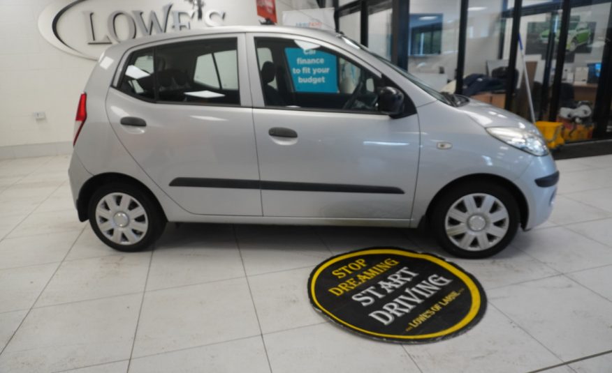 2010 (MAR) HYUNDAI i10 1.2 CLASSIC 5 DOOR with ONLY 49K — GREAT FIRST CAR LOW INSURANCE — ONLY £35 TAX
