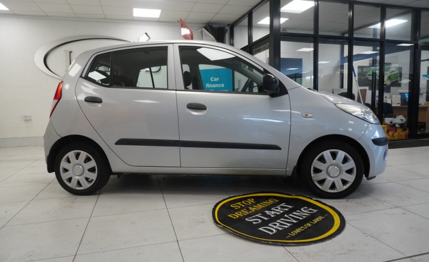 2010 (MAR) HYUNDAI i10 1.2 CLASSIC 5 DOOR with ONLY 49K — GREAT FIRST CAR LOW INSURANCE — ONLY £35 TAX