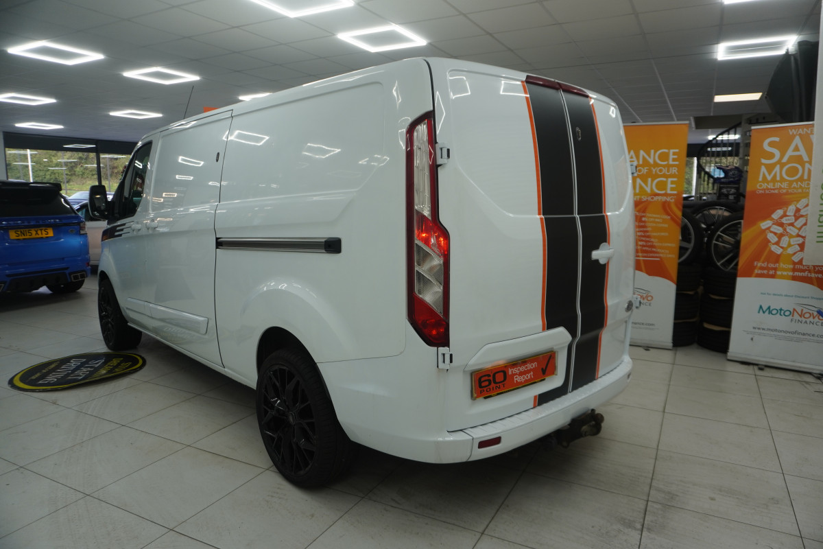 2017 (SEPT) FORD TRANSIT CUSTOM 2.0 TDCi EcoBlue 130PS