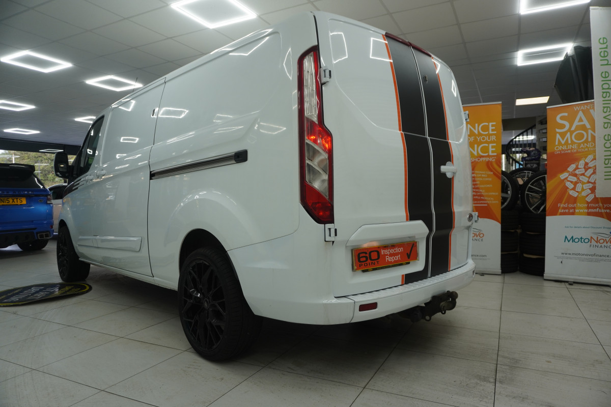 2017 (SEPT) FORD TRANSIT CUSTOM 2.0 TDCi EcoBlue 130PS