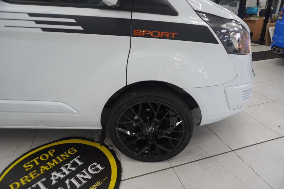 2017 (SEPT) FORD TRANSIT CUSTOM 2.0 TDCi EcoBlue 130PS