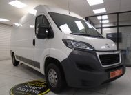 2018 (MAY) PEUGEOT BOXER 335 PRO 2.0 BlueHDi L3H2 SAT NAV — ONLY 77,000 MILES — NO VAT