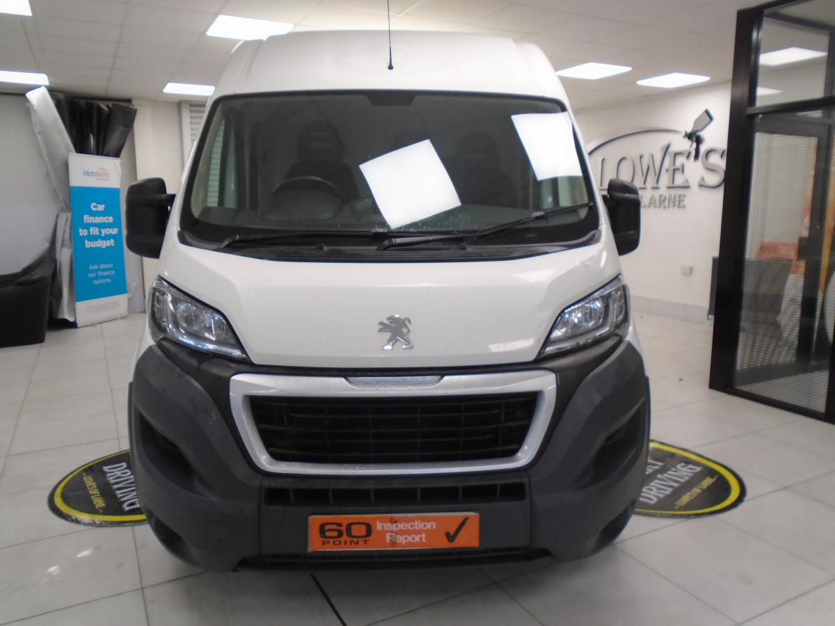 2018 (MAY) PEUGEOT BOXER 335 PRO 2.0 BlueHDi L3H2 SAT NAV — ONLY 77,000 MILES — NO VAT