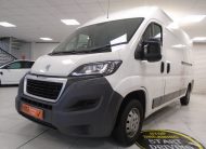 2018 (MAY) PEUGEOT BOXER 335 PRO 2.0 BlueHDi L3H2 SAT NAV — ONLY 77,000 MILES — NO VAT