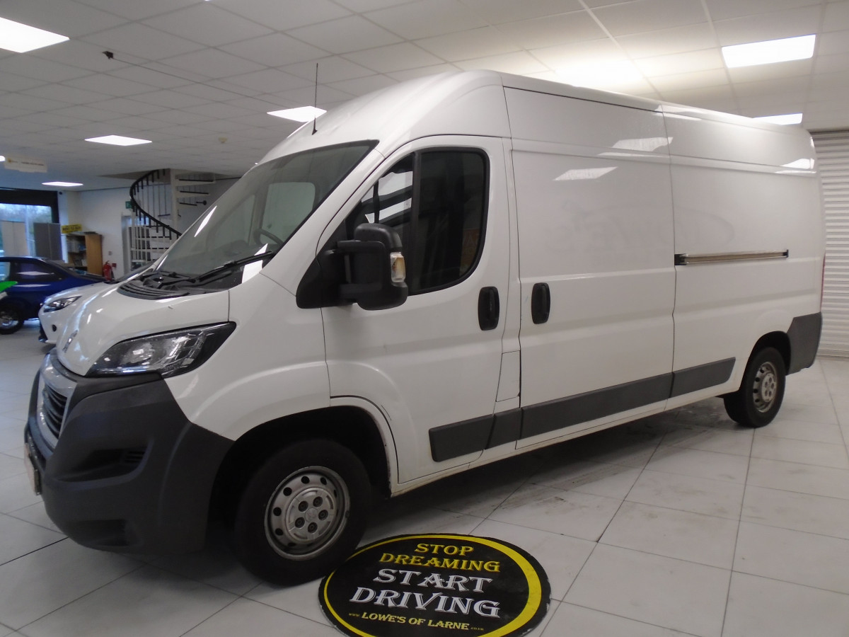 2018 (MAY) PEUGEOT BOXER 335 PRO 2.0 BlueHDi L3H2 SAT NAV — ONLY 77,000 MILES — NO VAT