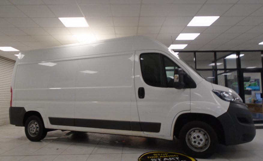 2018 (MAY) PEUGEOT BOXER 335 PRO 2.0 BlueHDi L3H2 SAT NAV — ONLY 77,000 MILES — NO VAT