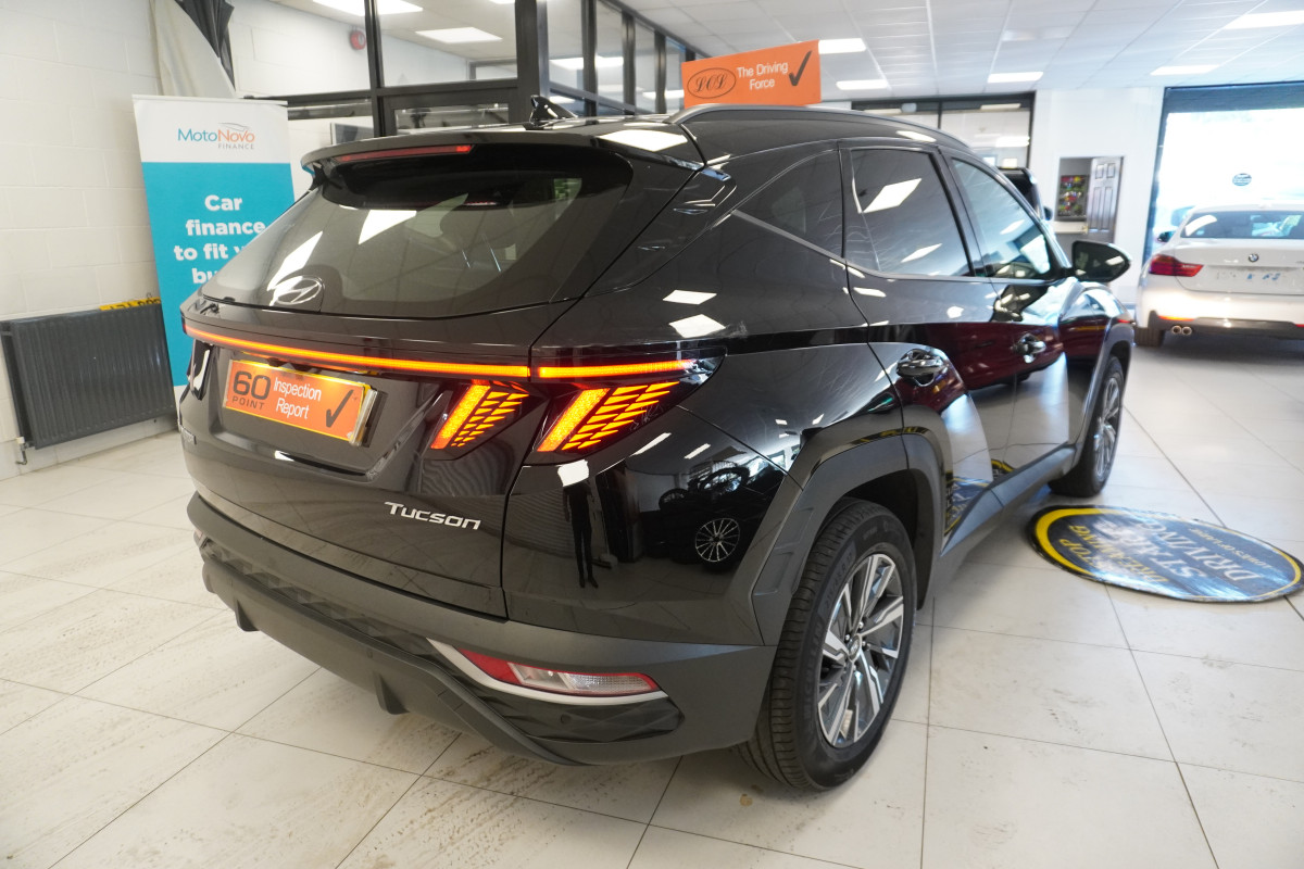 2022 HYUNDAI TUCSON1.6 T-GDi SE CONNECT with ONLY 21K
