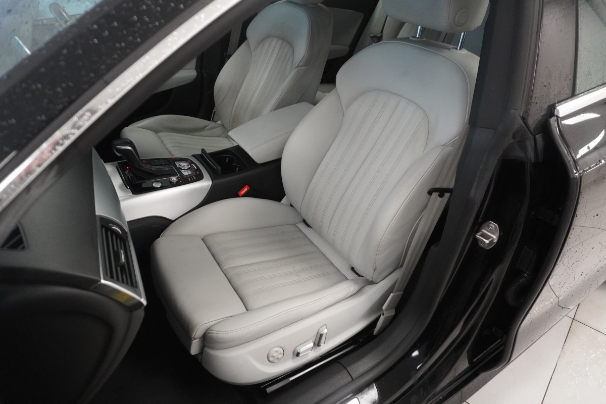 2014 (OCT) AUDI A7 3.0 TDi S LINE QUATTRO 272BHP AUTO — STUNNING A7