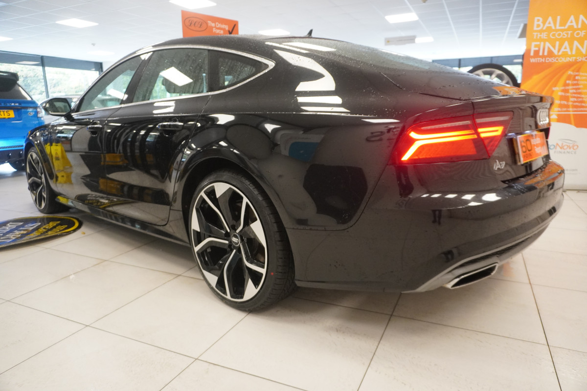 2014 (OCT) AUDI A7 3.0 TDi S LINE QUATTRO 272BHP AUTO — STUNNING A7