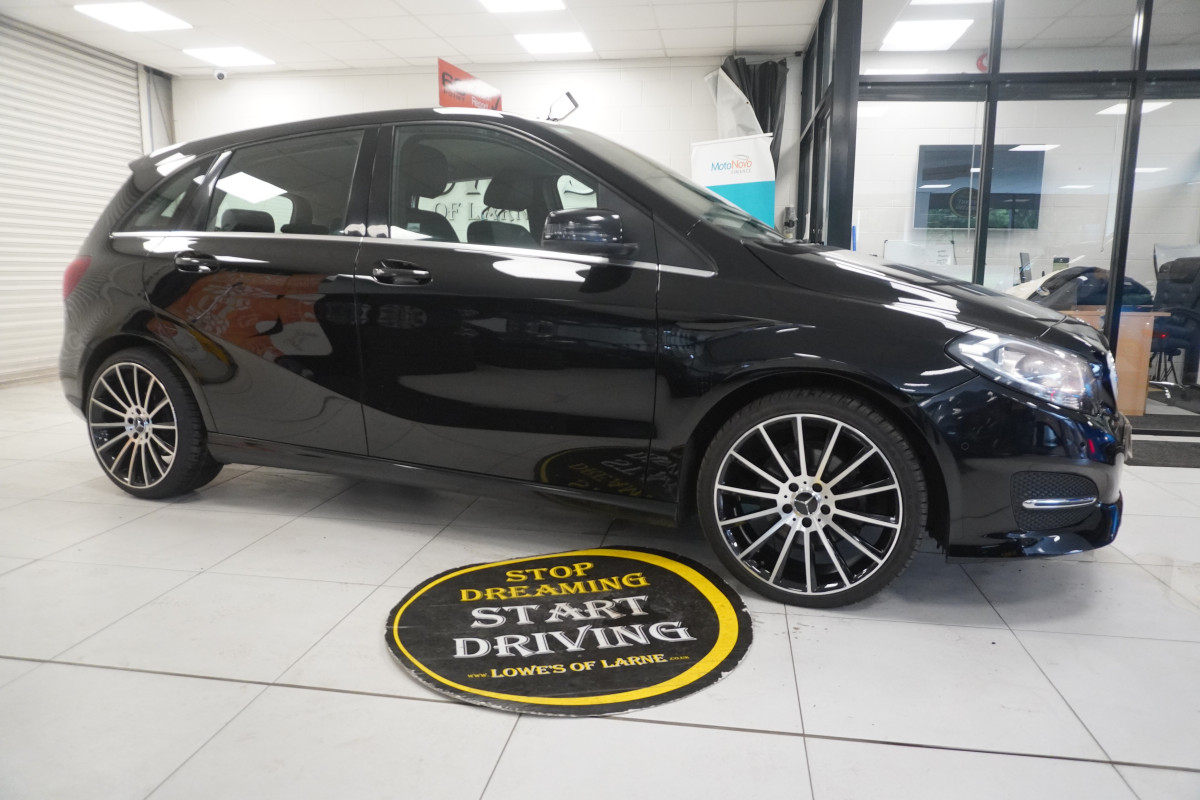 2017 MERCEDES B200D SPORT EXECUTIVE AUTOMATIC — BALCK LEATHER, SAT NAV