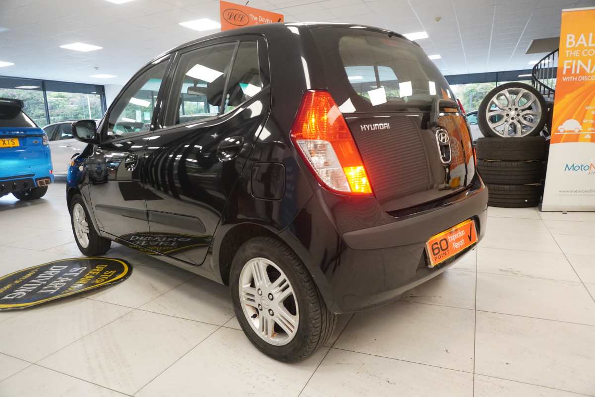 2010 (MAY) HYUNDAI i10 1.2 CONFORT 5 DOOR AUTOMATIC with ONLY 62K — GREAT FIRST CAR LOW INSURANCE