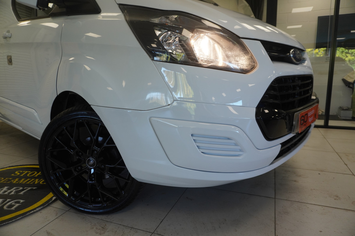 2017 (SEPT) FORD TRANSIT CUSTOM 2.0 TDCi EcoBlue 130PS — NO VAT