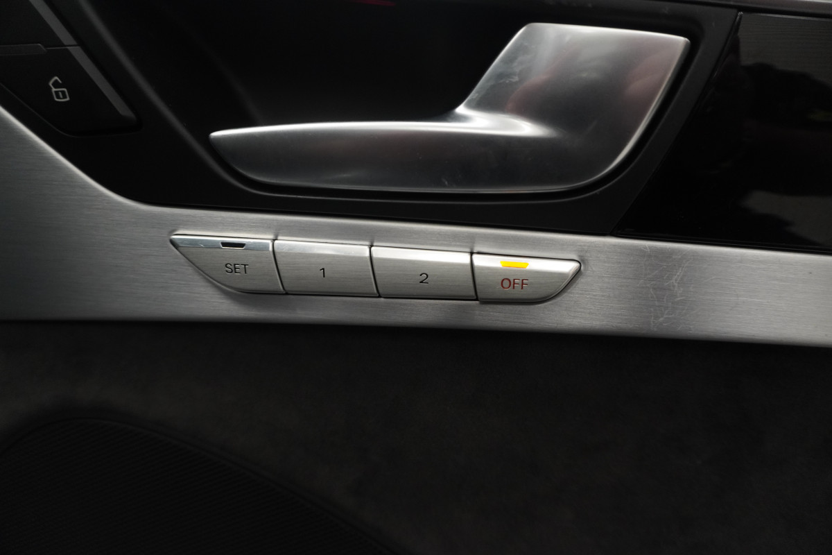 2017 AUDI A8 3.0 TDi SE EXECUTIVE QUATTRO 262BHP LWB LIMO EDITION — STUNNING A8 — ONLY 75K