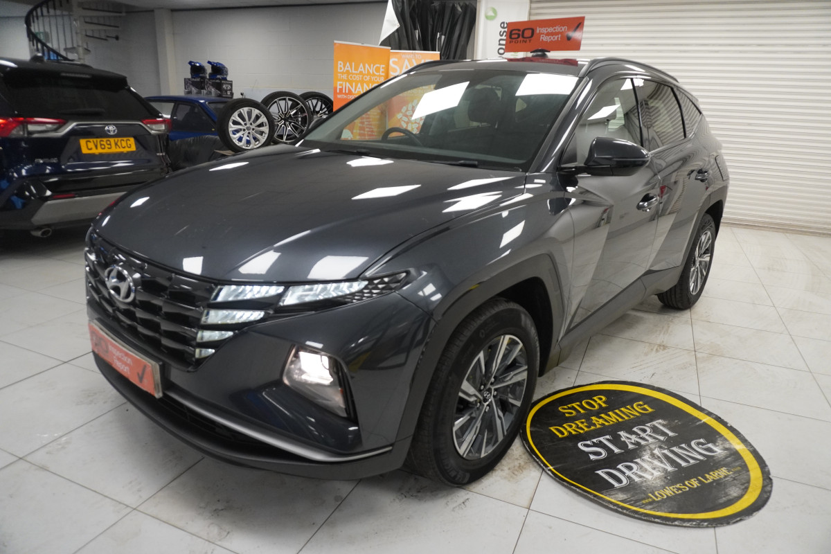 2024 HYUNDAI TUCSON1.6 T-GDi SE CONNECT with ONLY 8K