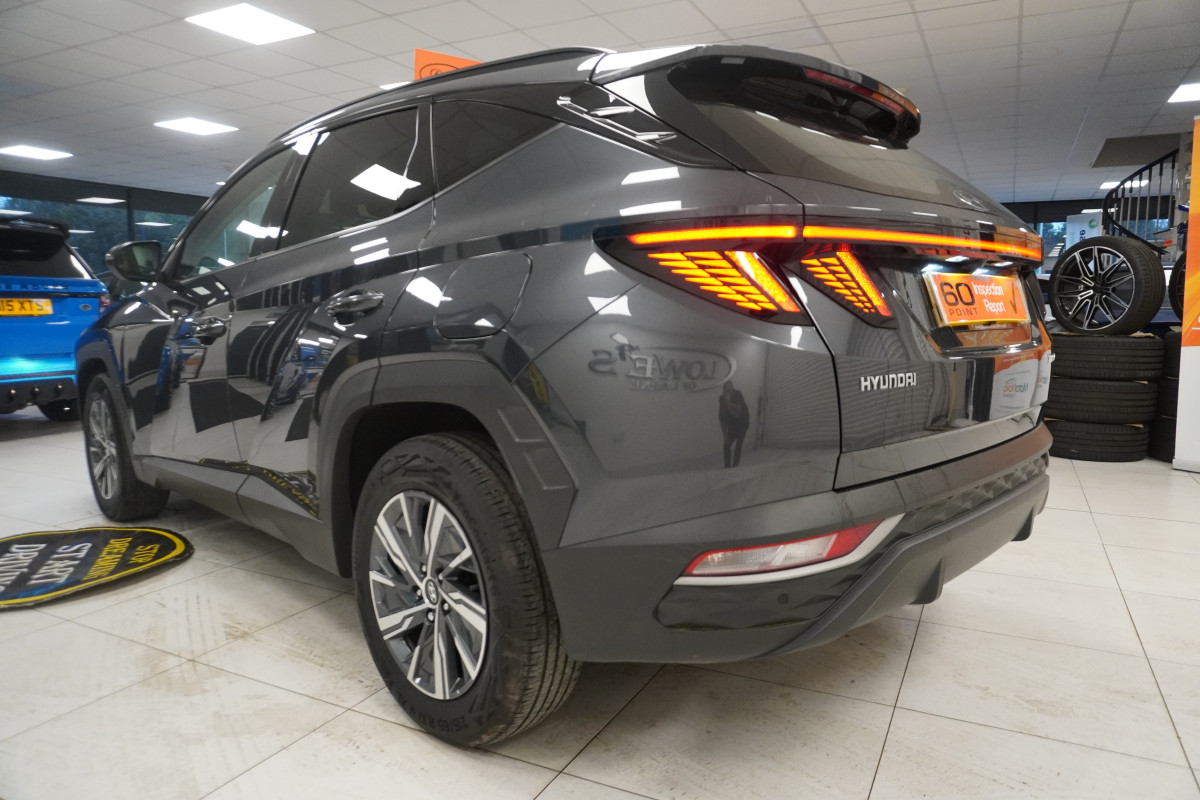 2024 HYUNDAI TUCSON1.6 T-GDi SE CONNECT with ONLY 8K