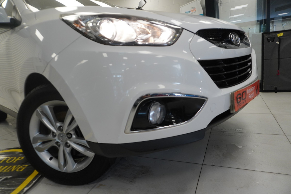 2014 (APRIL) HYUNDAI iX35 1.7 CRDi SE with BLACK LEATHER